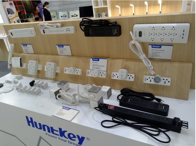 航嘉精彩亮相2019香港環(huán)球電子消費電子展，智能配件引關(guān)注